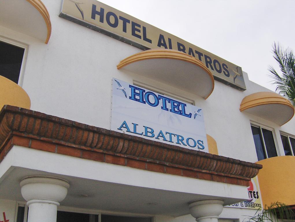 Hotel Albatros Manzanillo Exterior photo